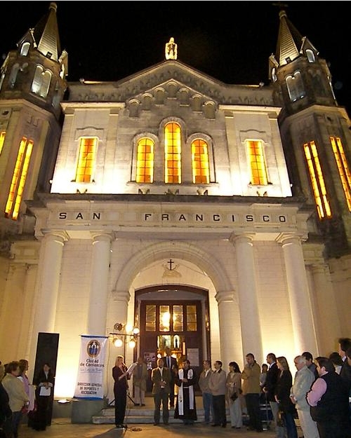 Iluminación iglesias La Coruña, Burgos, Zaragoza, Toledo, Granada, Sevilla